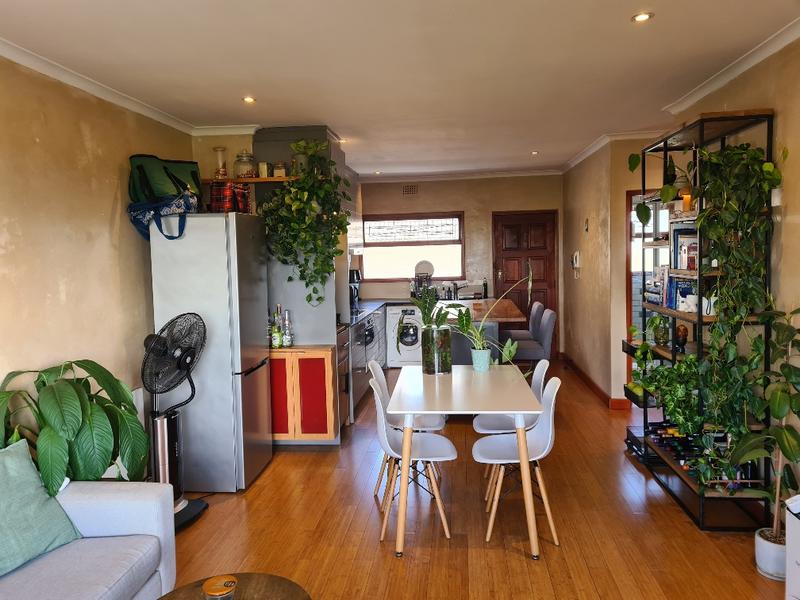2 Bedroom Property for Sale in Oranjezicht Western Cape